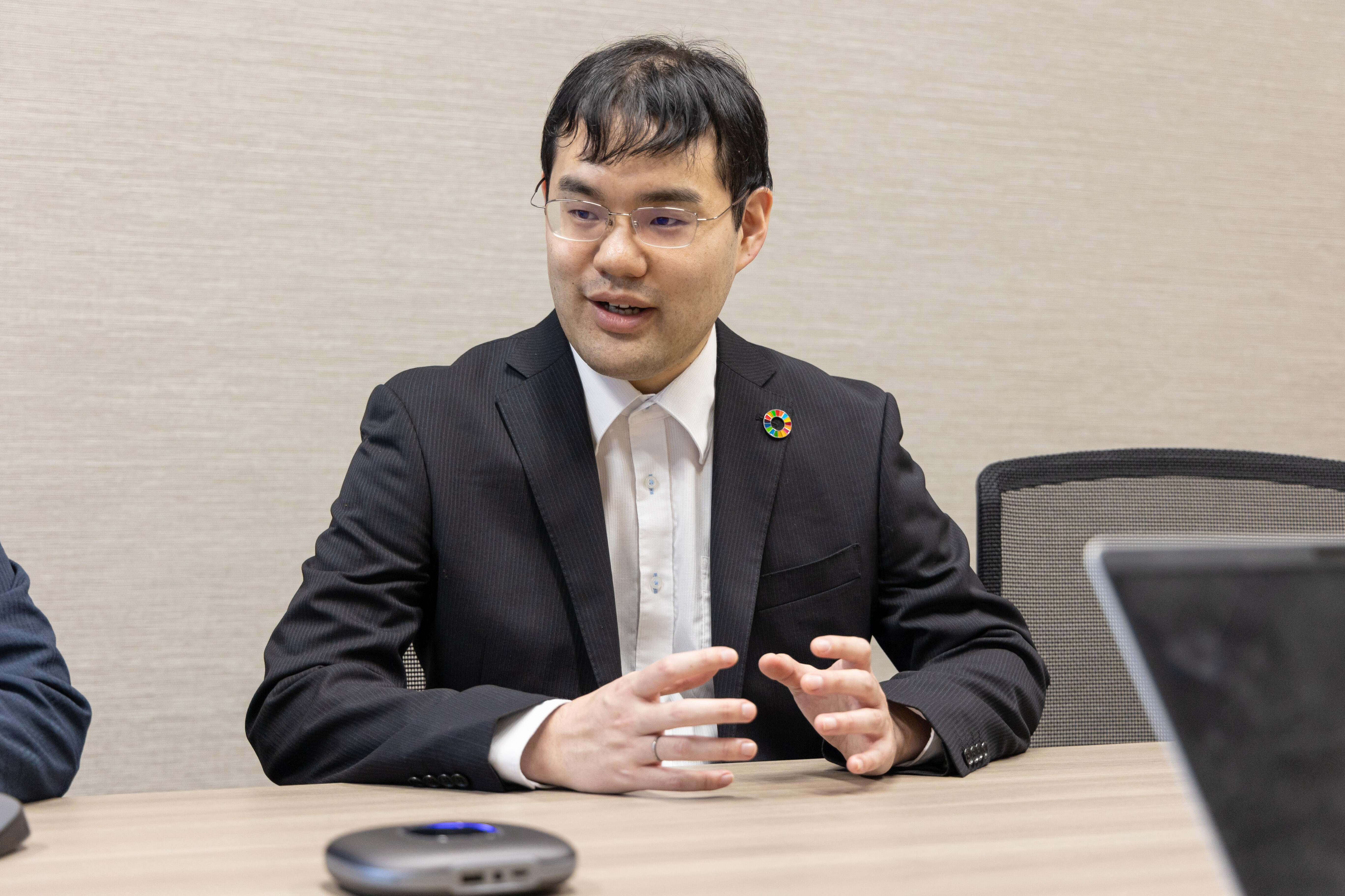 生成AI活用で大手地方銀行のDXが加速：グロースX研修がもたらすAI人材